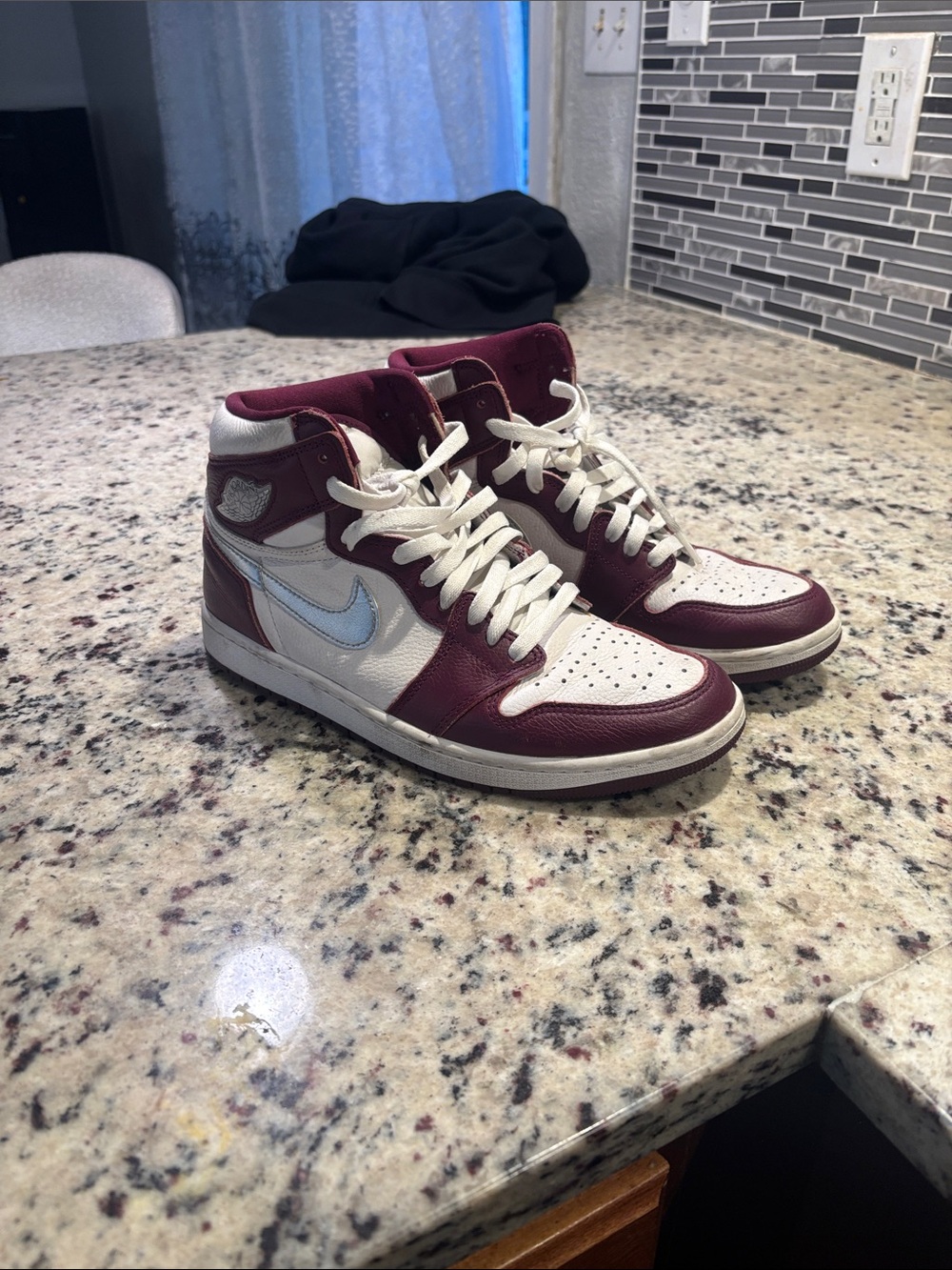 Nike Air Jordan 1 High Burgundy
